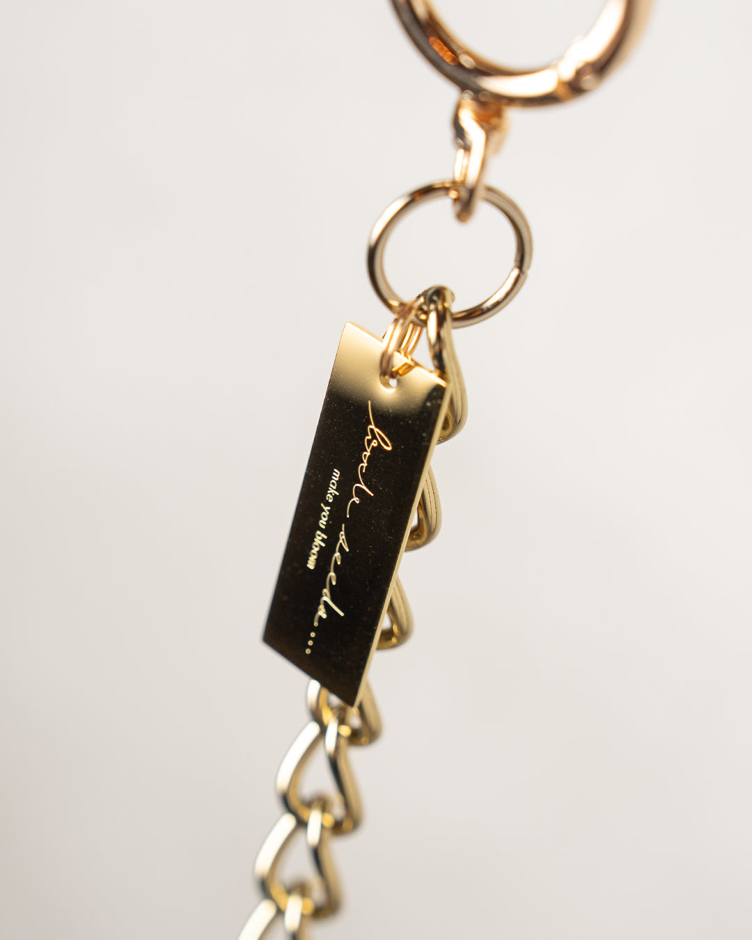 Shoulder Chain (Gold)- ショルダーチェーン -