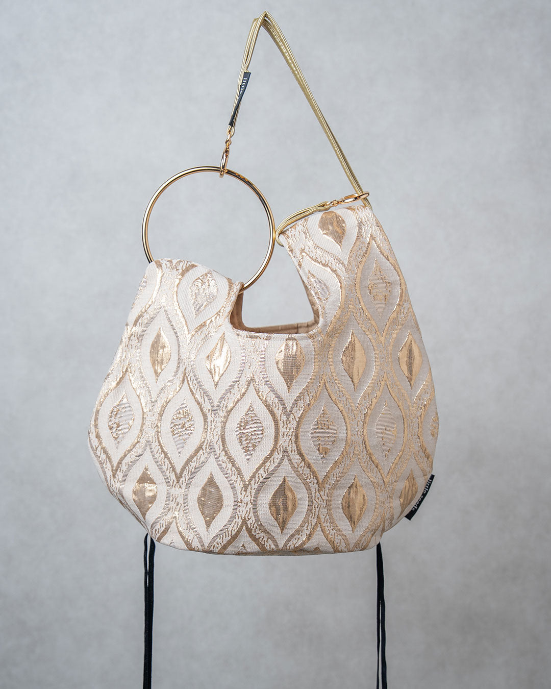 Shijimi Leaf (White) - シジミリーフホワイト -